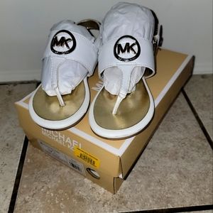 Michael Kors Girls' Sydney Leather Logo Charm Sandals